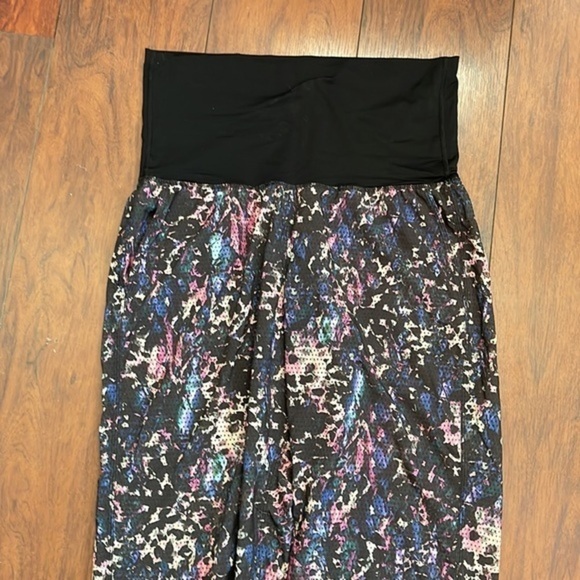 Lululemon Pants Size 10 - Picture 2 of 10